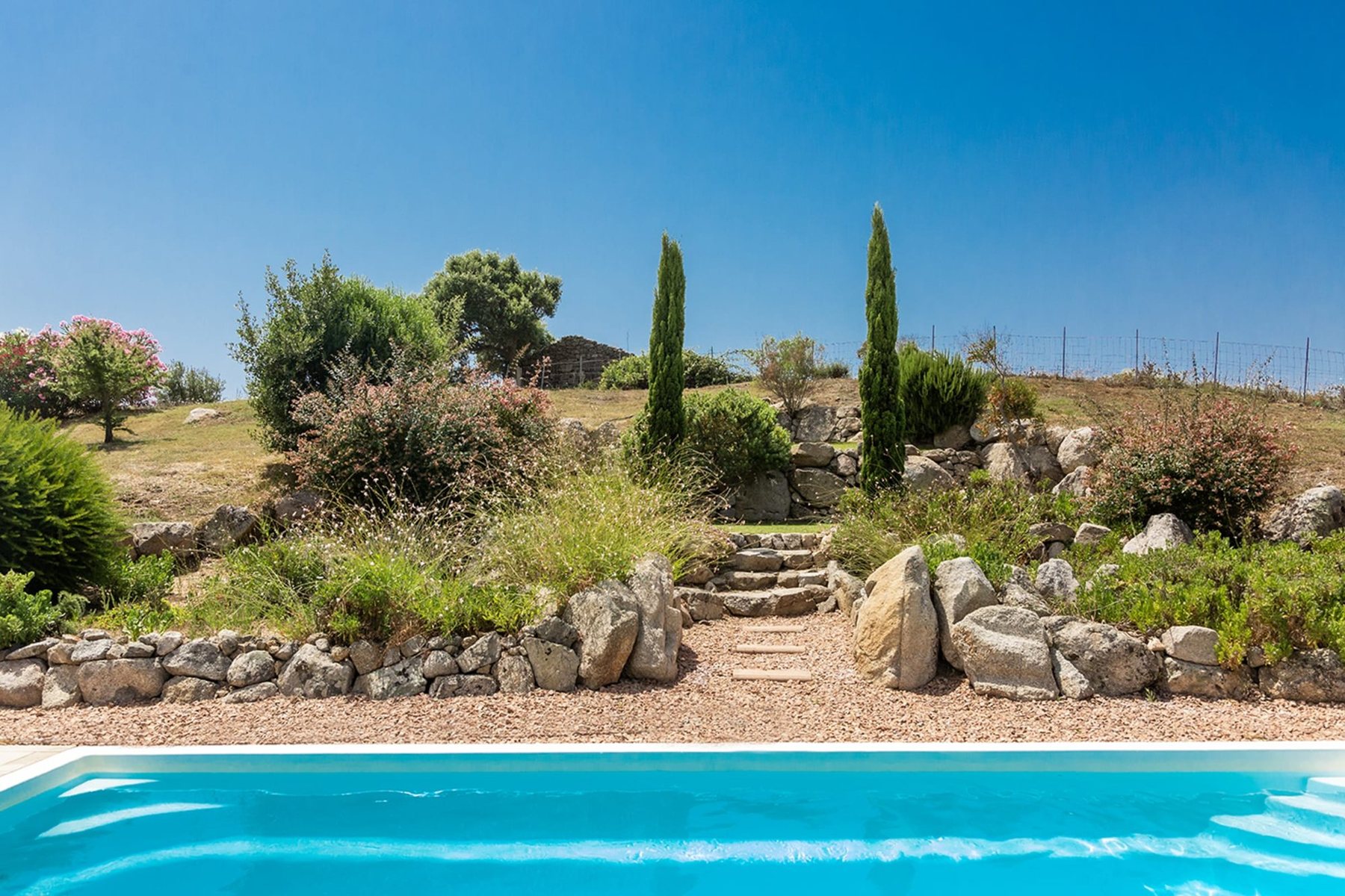 Les Figuiers — piscine villa, villa avec piscine privée à Figari