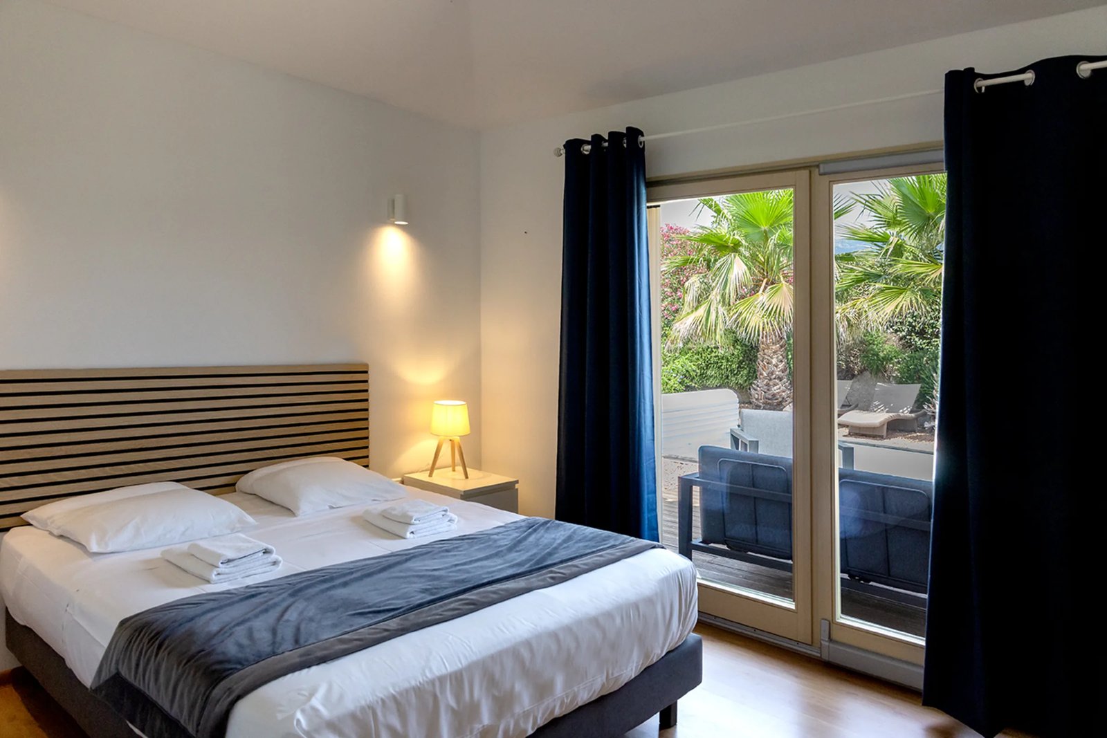 Les Myrtes — bedroom 1, villa with a private pool in Figari