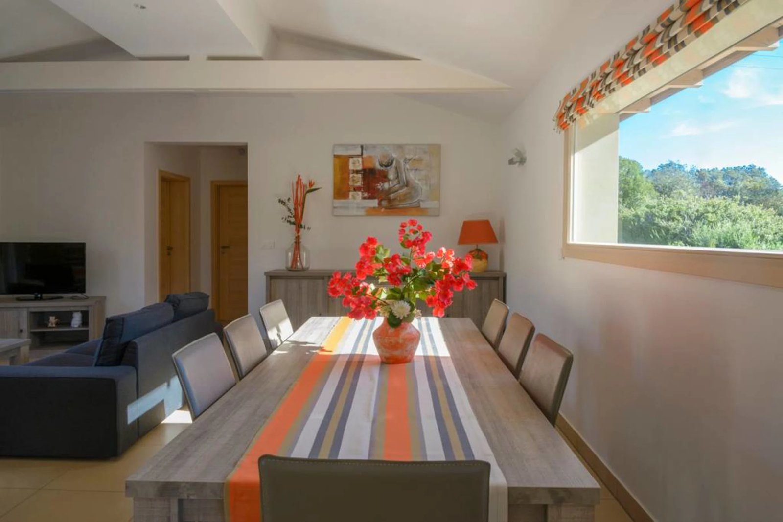 Les Orangers — room dining, villa with a private pool in Figari
