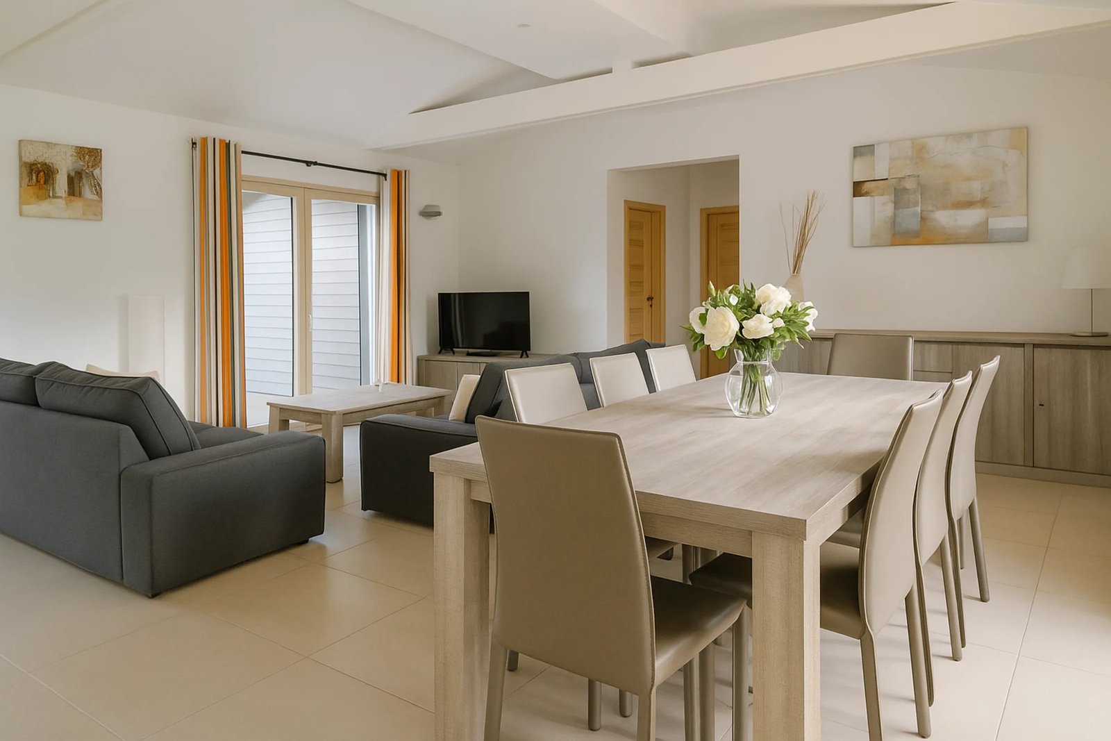 Les Orangers — sejour, villa with a private pool in Figari